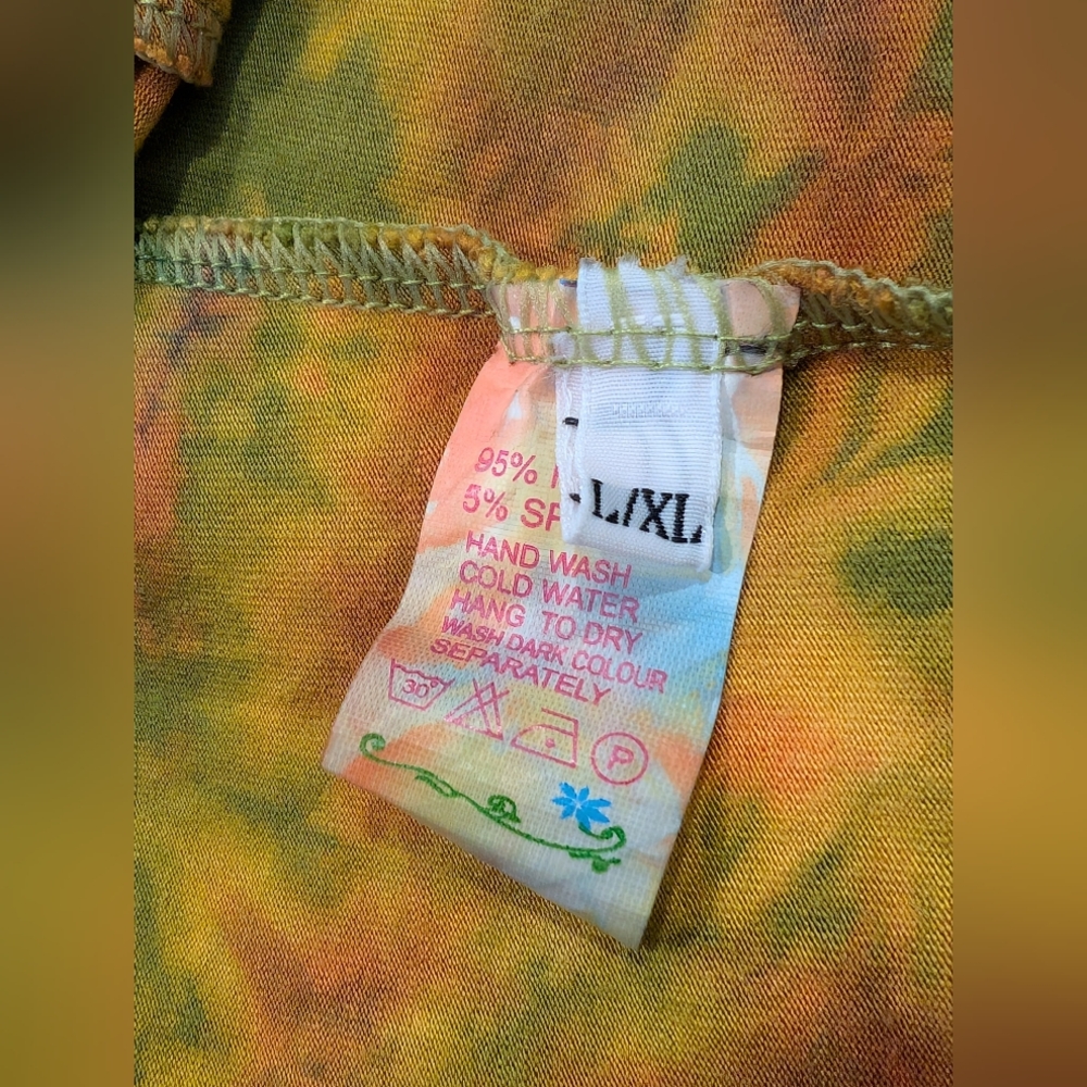 Tie-Dye Green Leggings - Picture 8 of 9